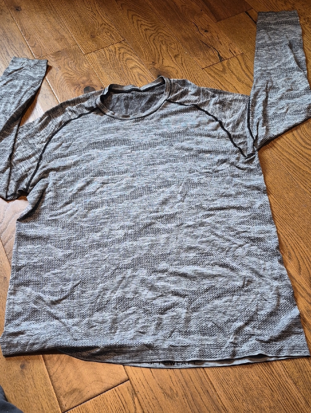 Lululemon Metal Vent Gray Long Sleeve XL